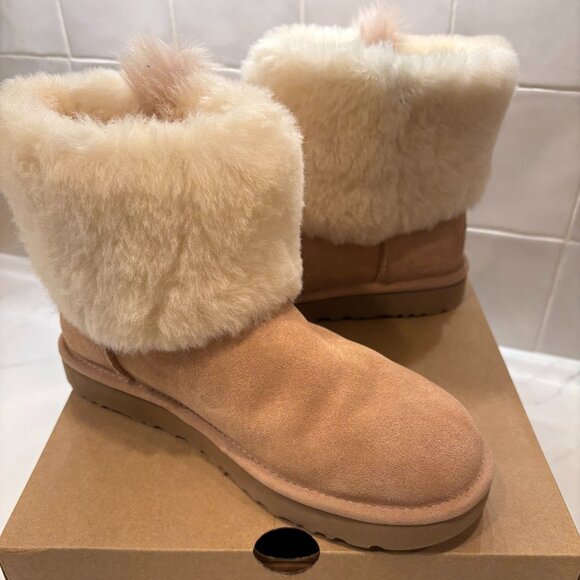 UGG Women's Classic Mini Wisp Boot - Picture 1 of 4